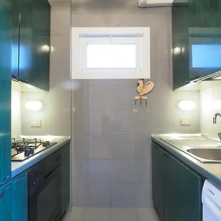 Attico Con Terrazzo Garibaldi - Moscova * ミラノ
